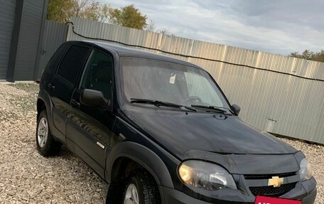 Chevrolet Niva I рестайлинг, 2016 год, 550 000 рублей, 3 фотография