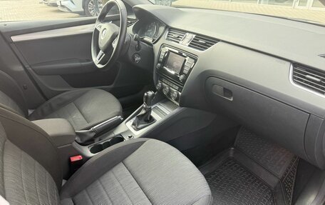 Skoda Octavia, 2015 год, 1 650 000 рублей, 10 фотография