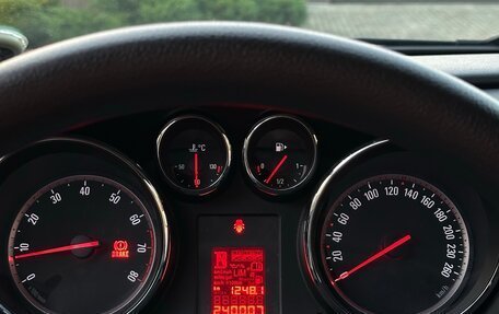 Opel Astra J, 2011 год, 575 000 рублей, 13 фотография