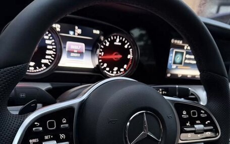 Mercedes-Benz E-Класс, 2019 год, 2 150 000 рублей, 10 фотография