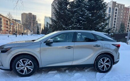 Lexus RX IV рестайлинг, 2025 год, 7 400 000 рублей, 3 фотография