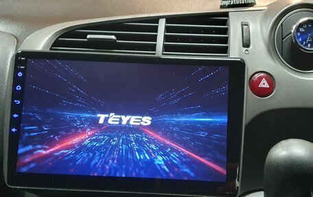 Honda Stream II, 2010 год, 1 255 000 рублей, 24 фотография