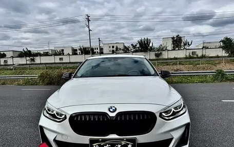 BMW 1 серия, 2022 год, 1 345 000 рублей, 2 фотография