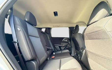 Mitsubishi Outlander, 2025 год, 5 500 000 рублей, 14 фотография