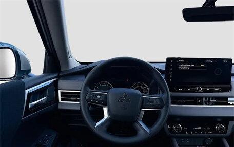 Mitsubishi Outlander, 2025 год, 5 500 000 рублей, 16 фотография