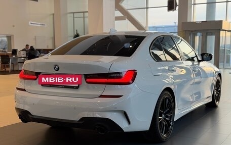BMW 3 серия, 2019 год, 3 550 000 рублей, 2 фотография