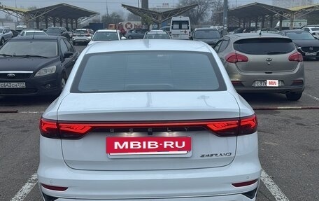 Geely Emgrand, 2024 год, 1 600 000 рублей, 2 фотография