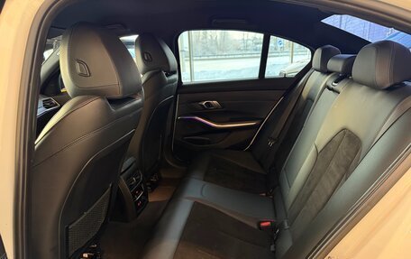 BMW 3 серия, 2019 год, 3 550 000 рублей, 21 фотография