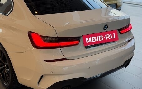 BMW 3 серия, 2019 год, 3 550 000 рублей, 13 фотография