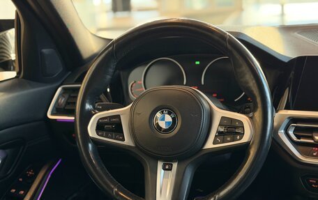 BMW 3 серия, 2019 год, 3 550 000 рублей, 26 фотография