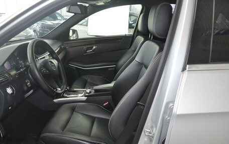 Mercedes-Benz E-Класс, 2010 год, 1 680 000 рублей, 8 фотография