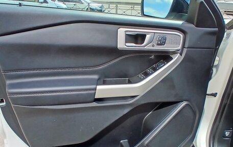 Ford Explorer VI, 2022 год, 4 550 000 рублей, 11 фотография