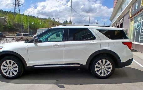 Ford Explorer VI, 2022 год, 4 550 000 рублей, 7 фотография