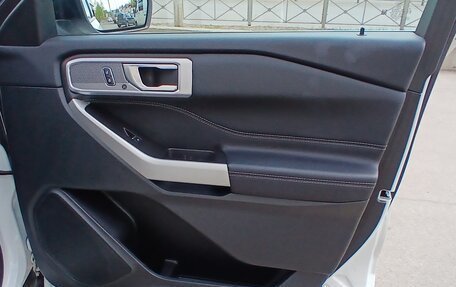 Ford Explorer VI, 2022 год, 4 550 000 рублей, 23 фотография