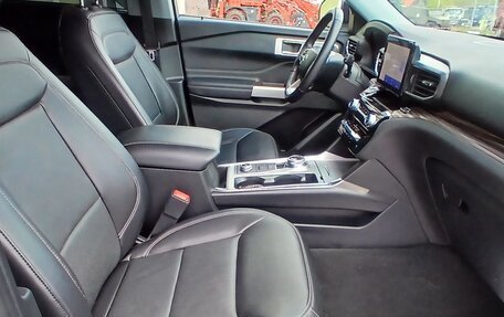 Ford Explorer VI, 2022 год, 4 550 000 рублей, 24 фотография