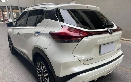 Nissan Kicks I, 2022 год, 1 745 000 рублей, 4 фотография