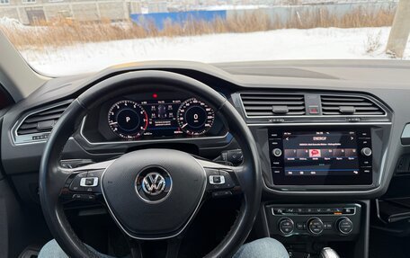 Volkswagen Tiguan II, 2017 год, 2 690 000 рублей, 20 фотография