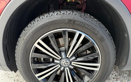 Volkswagen Tiguan II, 2017 год, 2 690 000 рублей, 24 фотография