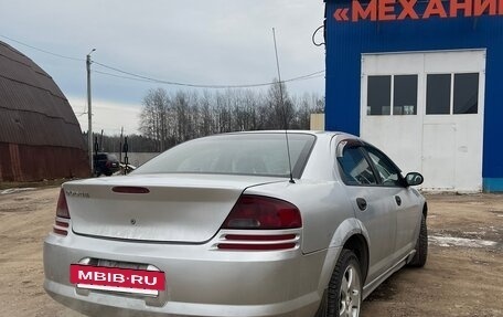 Dodge Stratus II, 2003 год, 240 000 рублей, 3 фотография