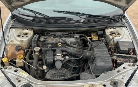 Dodge Stratus II, 2003 год, 240 000 рублей, 7 фотография