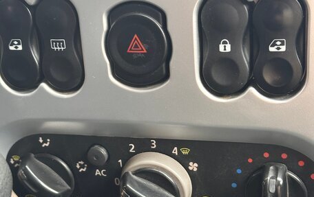 Renault Sandero I, 2011 год, 555 000 рублей, 6 фотография