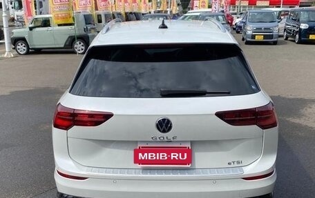 Volkswagen Golf VIII, 2022 год, 1 610 111 рублей, 5 фотография