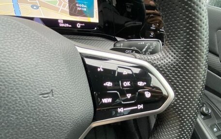 Volkswagen Golf VIII, 2022 год, 1 610 111 рублей, 12 фотография