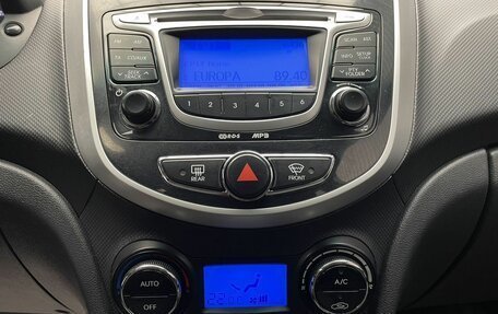 Hyundai Solaris II рестайлинг, 2012 год, 777 000 рублей, 10 фотография