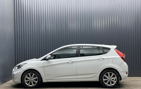 Hyundai Solaris II рестайлинг, 2012 год, 777 000 рублей, 29 фотография
