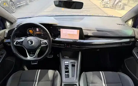 Volkswagen Golf VIII, 2022 год, 1 710 111 рублей, 5 фотография