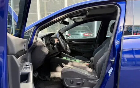 Volkswagen Golf VIII, 2022 год, 1 710 111 рублей, 4 фотография