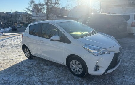 Toyota Vitz, 2018 год, 945 000 рублей, 5 фотография