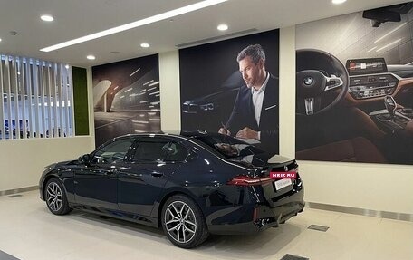 BMW 5 серия, 2025 год, 11 329 900 рублей, 5 фотография