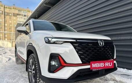 Changan CS35 Plus, 2021 год, 1 795 000 рублей, 2 фотография