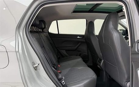 Volkswagen T-Cross I, 2021 год, 1 200 000 рублей, 22 фотография