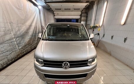 Volkswagen Multivan T5, 2011 год, 2 150 000 рублей, 1 фотография