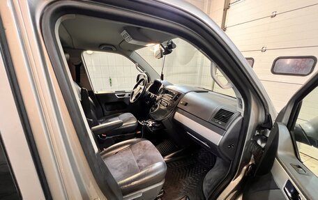 Volkswagen Multivan T5, 2011 год, 2 150 000 рублей, 11 фотография