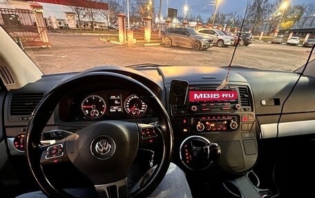 Volkswagen Multivan T5, 2011 год, 2 150 000 рублей, 15 фотография