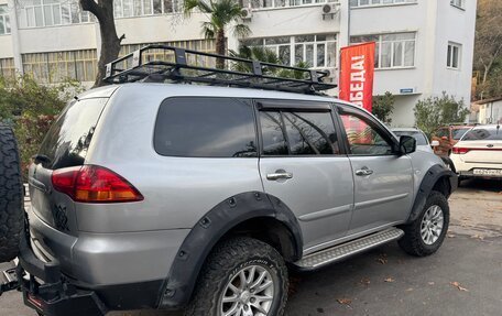 Mitsubishi Pajero Sport II рестайлинг, 2011 год, 1 500 000 рублей, 3 фотография