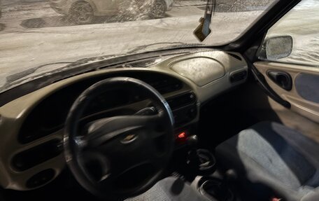 Chevrolet Niva I рестайлинг, 2005 год, 175 000 рублей, 3 фотография