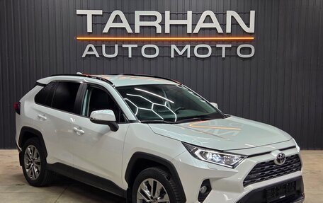 Toyota RAV4, 2022 год, 3 750 000 рублей, 1 фотография