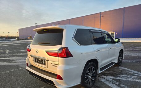 Lexus LX III, 2017 год, 8 250 000 рублей, 16 фотография