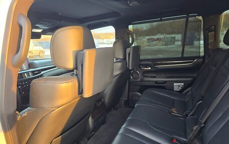 Lexus LX III, 2017 год, 8 250 000 рублей, 27 фотография