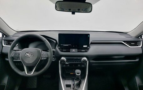 Toyota RAV4, 2025 год, 4 550 000 рублей, 13 фотография