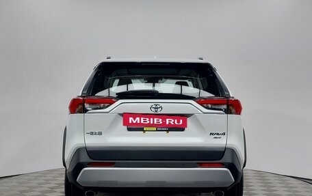 Toyota RAV4, 2025 год, 4 550 000 рублей, 6 фотография