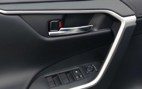 Toyota RAV4, 2025 год, 4 550 000 рублей, 19 фотография