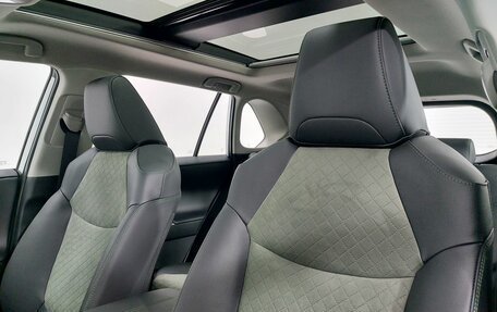 Toyota RAV4, 2025 год, 4 550 000 рублей, 20 фотография