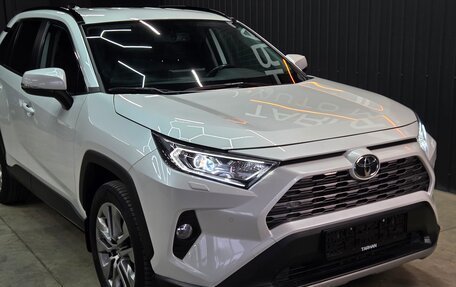 Toyota RAV4, 2022 год, 3 750 000 рублей, 23 фотография