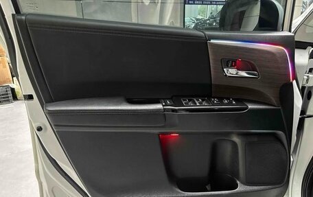 Honda Odyssey IV, 2022 год, 4 350 000 рублей, 9 фотография