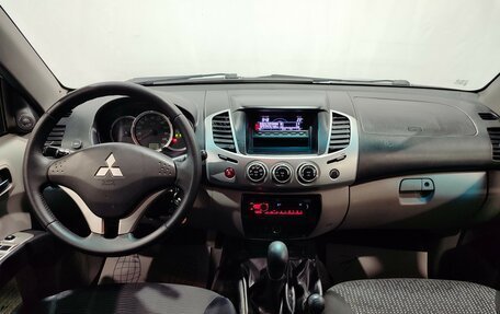 Mitsubishi L200 IV рестайлинг, 2013 год, 1 250 000 рублей, 14 фотография
